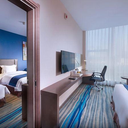 Holiday Inn Express Shenyang North Station By Ihg Exterior foto