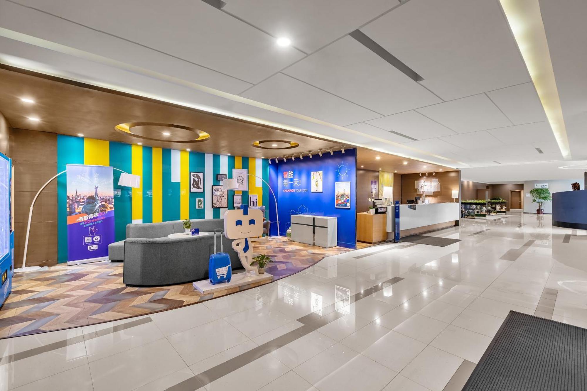Holiday Inn Express Shenyang North Station By Ihg Exterior foto