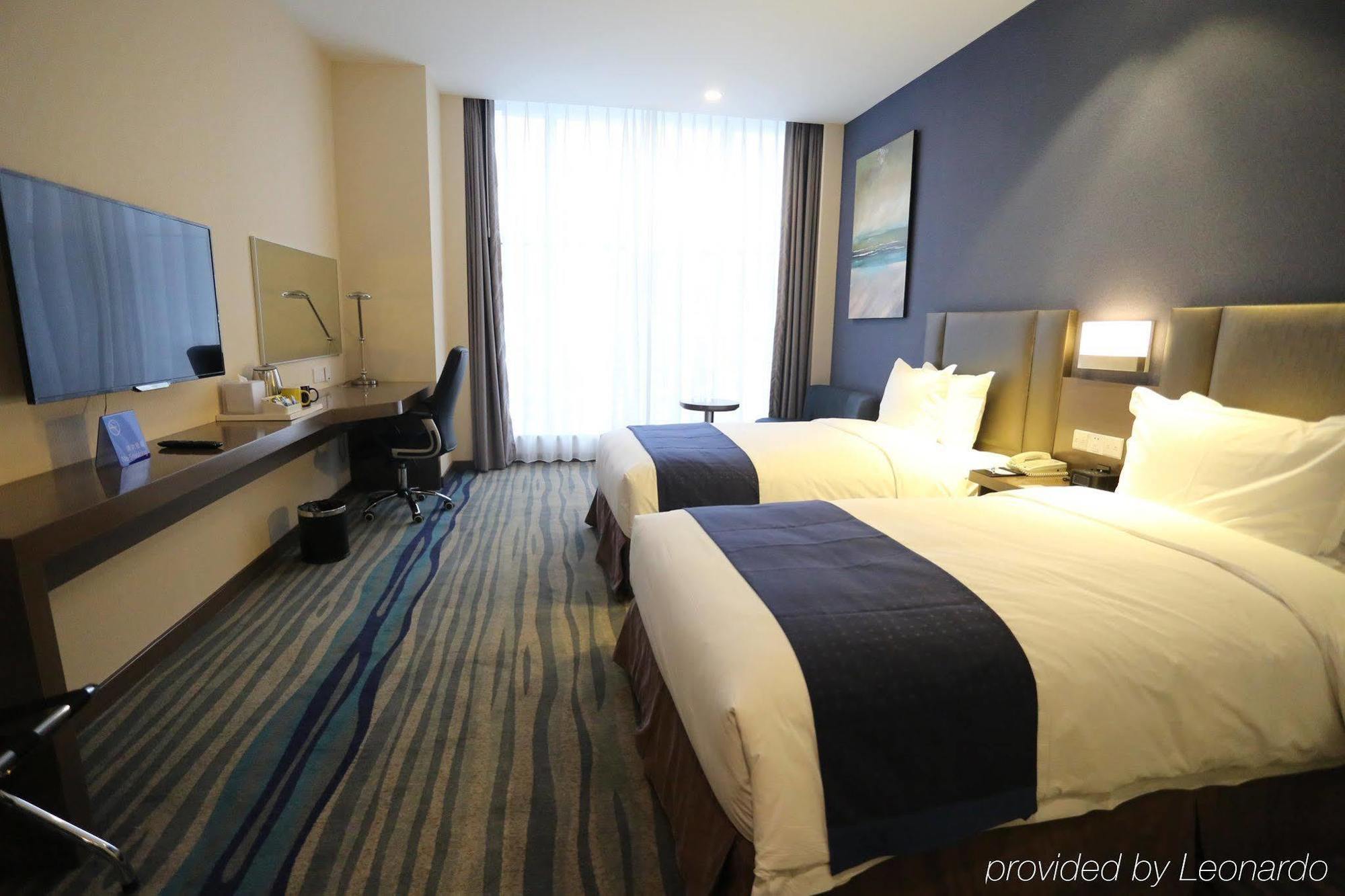 Holiday Inn Express Shenyang North Station By Ihg Exterior foto